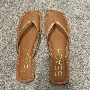 Beach by Matisse flip flops